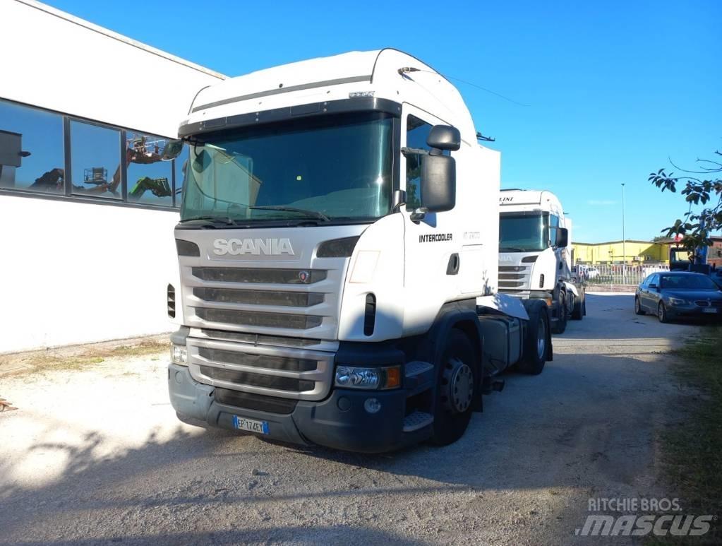 Scania 440 Vetopöytäautot