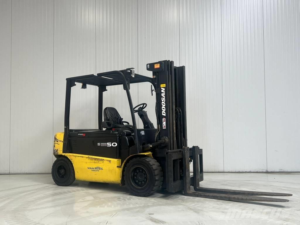 Doosan B50X-5 Sähkötrukit