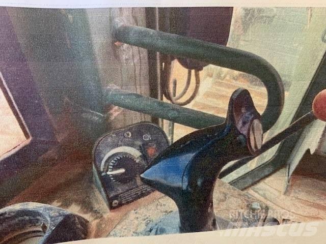 John Deere 850JR Telaketjupuskutraktorit