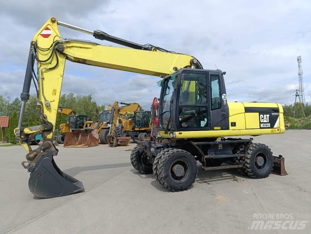 CAT M 322 D Pyöräkaivukoneet