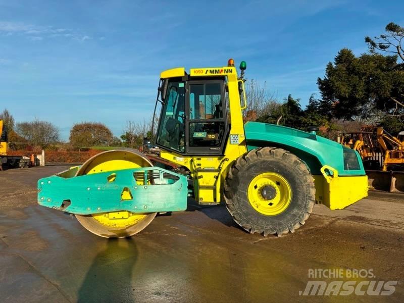 Ammann ASC 110 Yksivalssijyrät