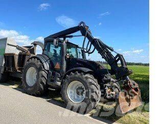 Valtra T 214 D Traktorit