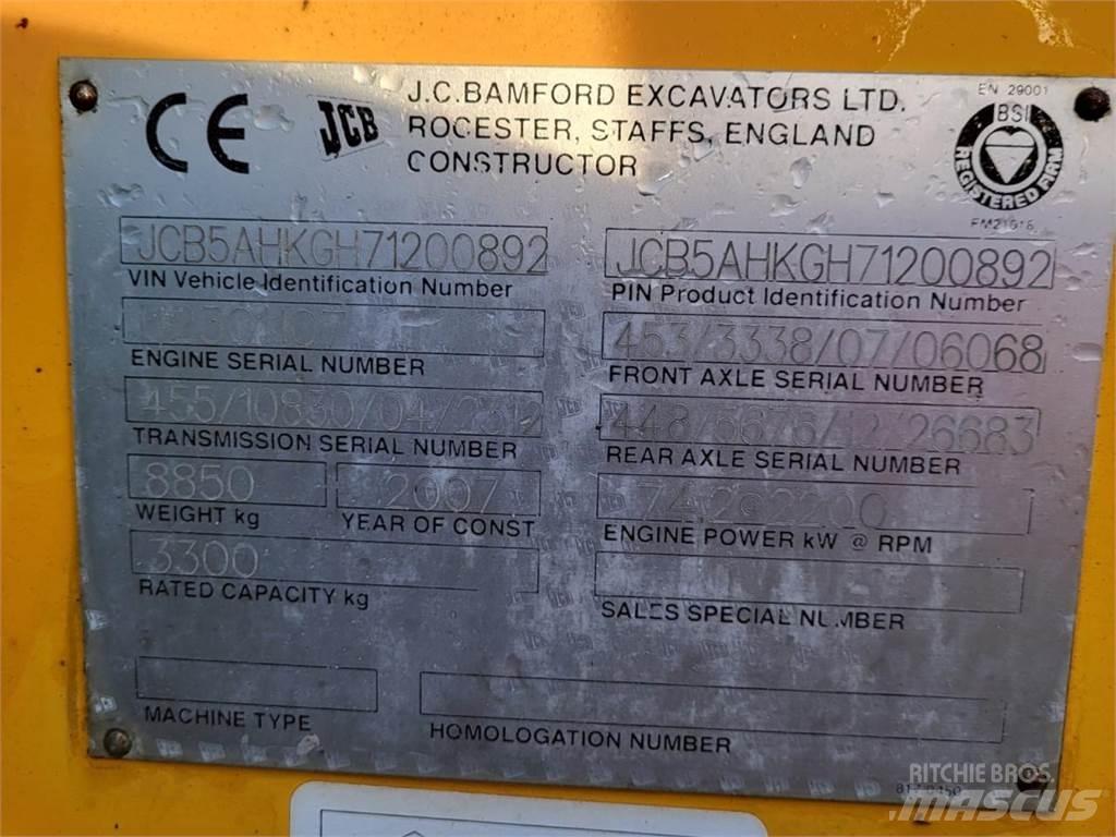 JCB 533-105 Teleskooppipuominostimet