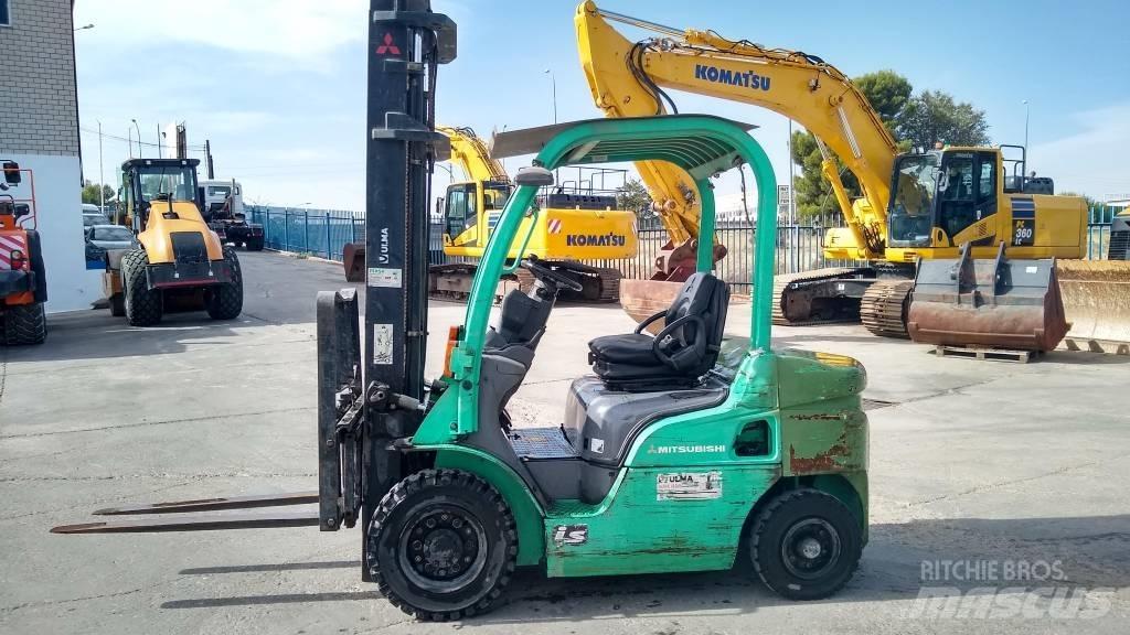 Mitsubishi FD 25 N Dieseltrukit