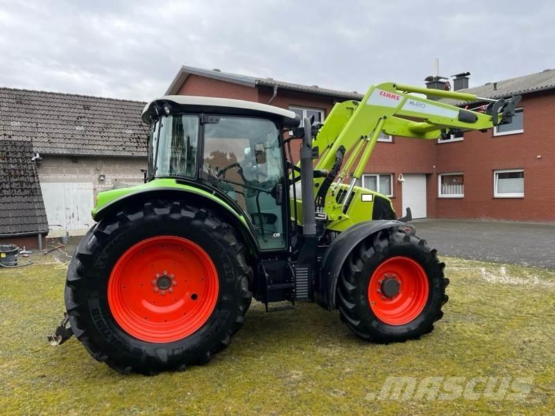 CLAAS ARION 440 Traktorit