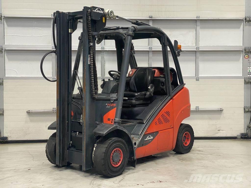 Linde H25T-02 Nestekaasutrukit
