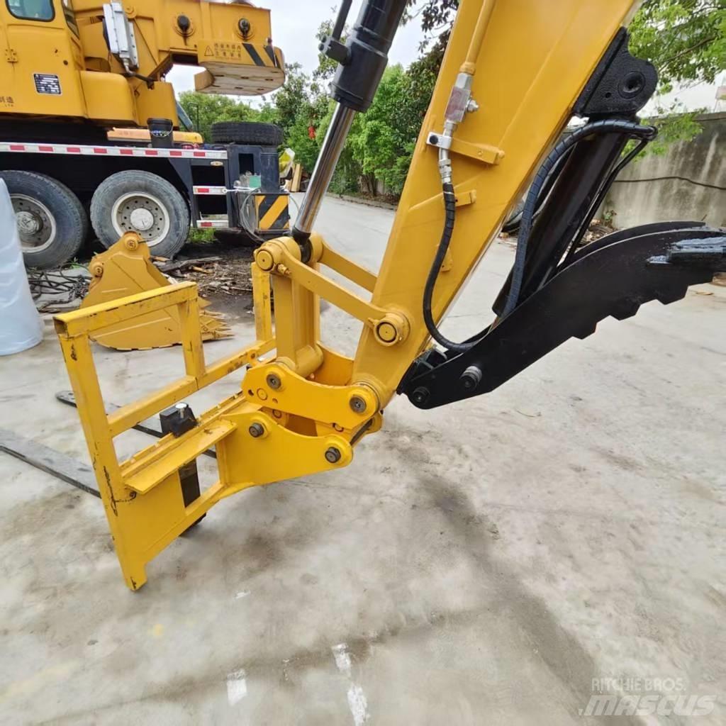 CAT 308 Minikaivukoneet < 7t