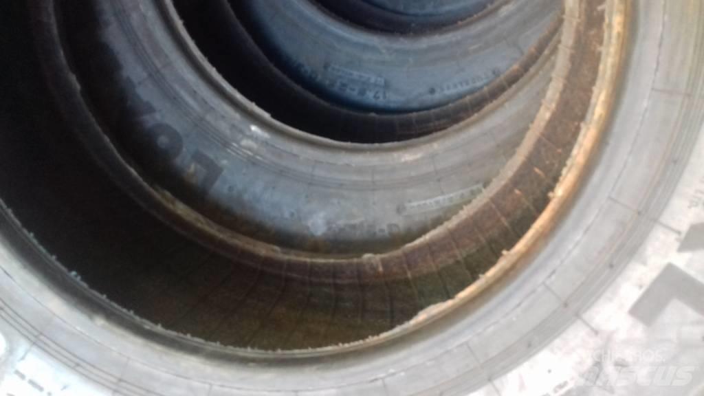 Seat 17.5R25 Renkaat ja vanteet