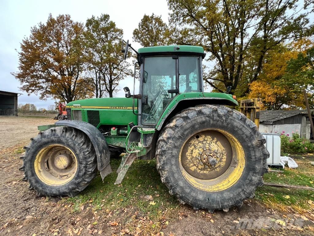 John Deere 7800 Traktorit