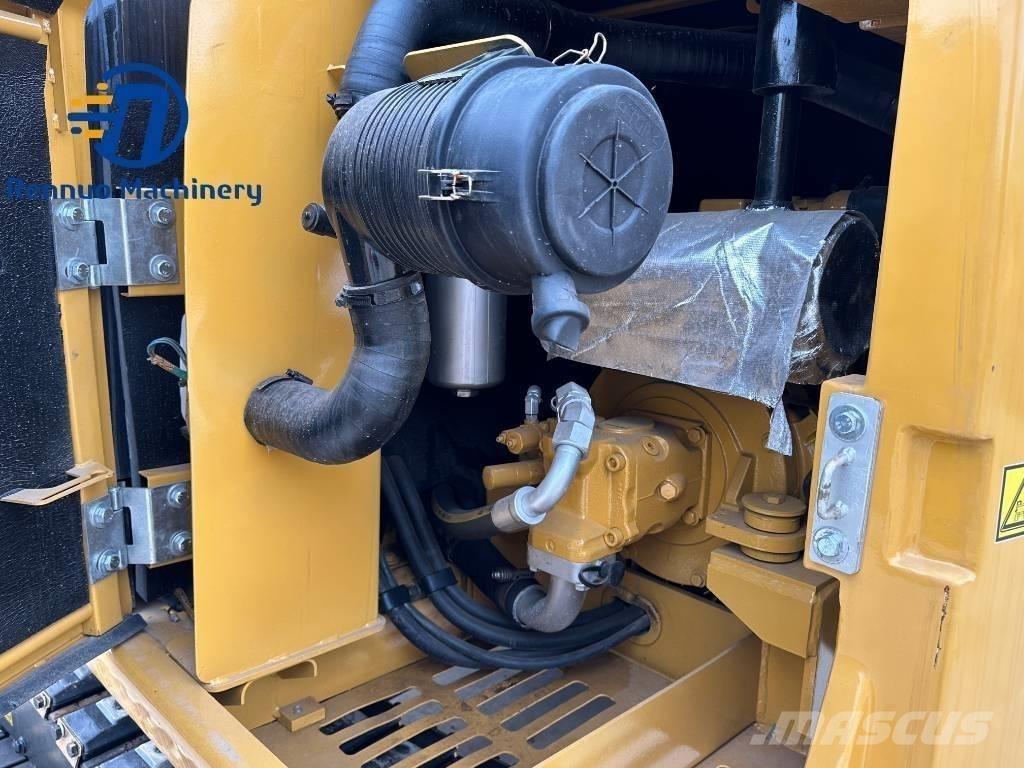 CAT 306E with rubber Minikaivukoneet < 7t