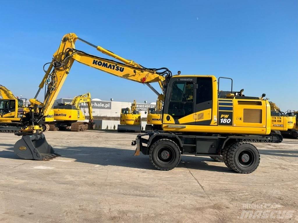 Komatsu PW 180-11 Pyöräkaivukoneet