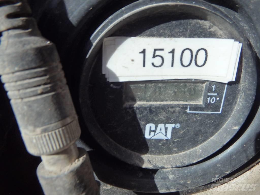 CAT M 313 C 4x4 Pyöräkaivukoneet