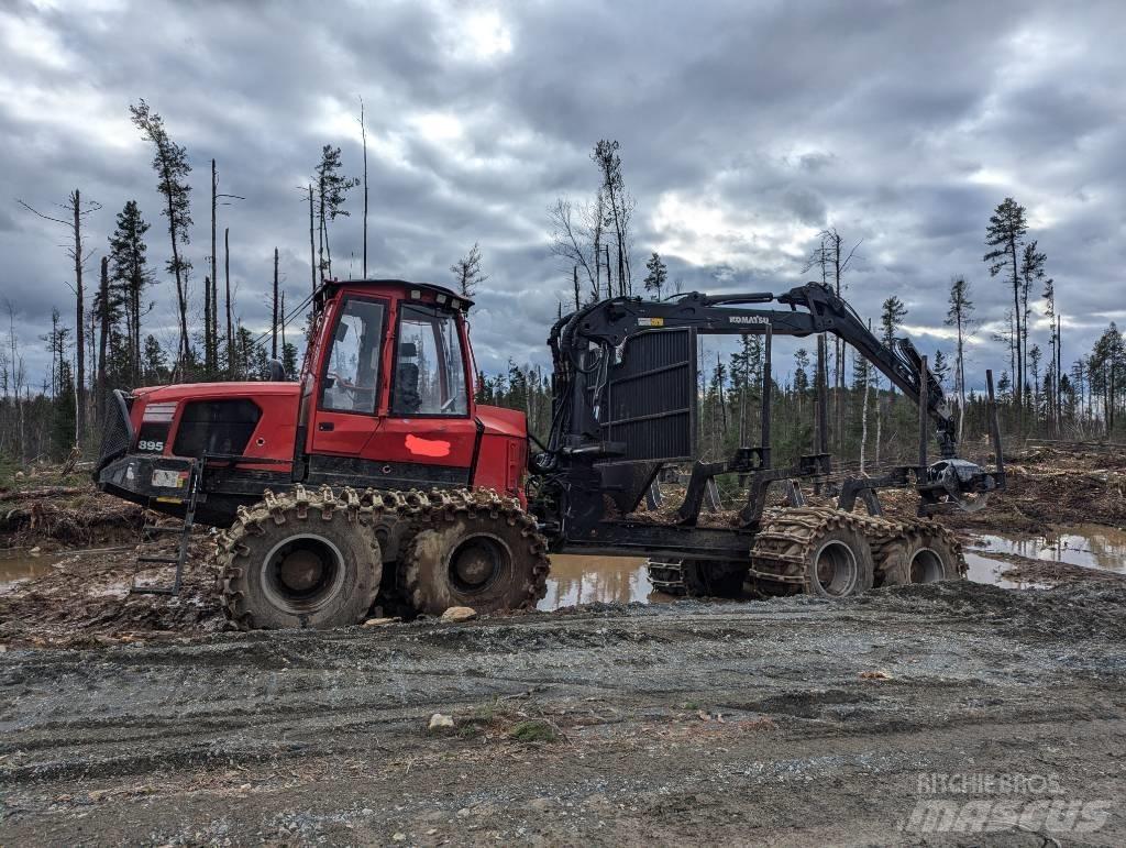 Komatsu 895 Kuormatraktorit