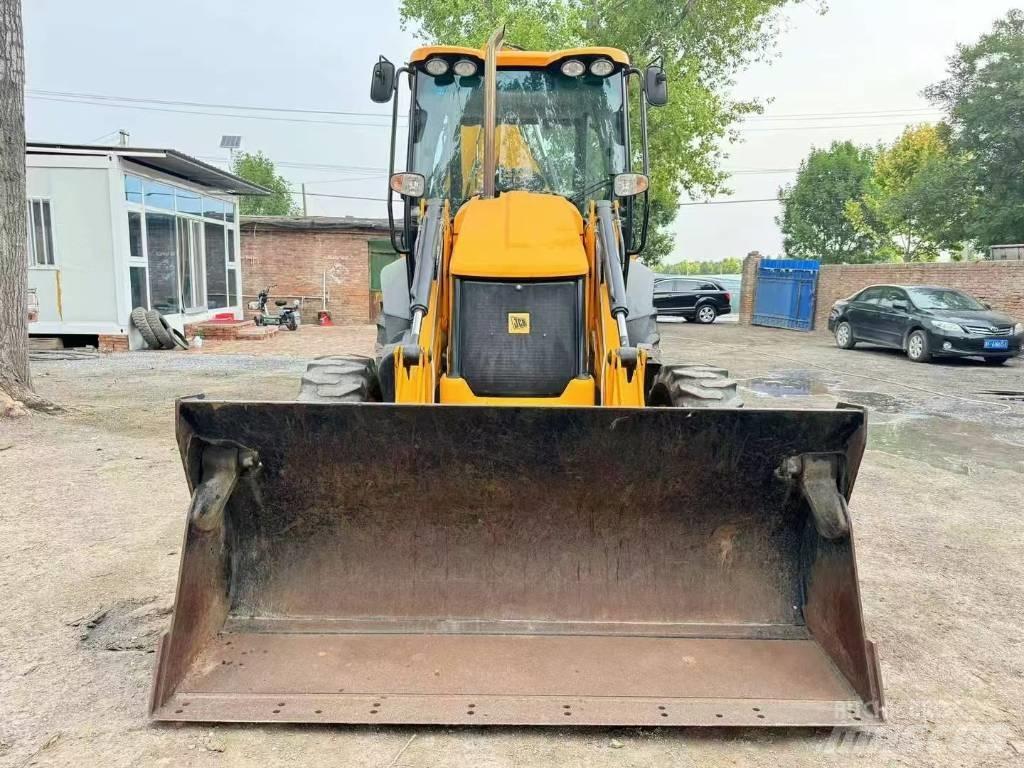 JCB 3 CX ECO Kaivurikuormaajat