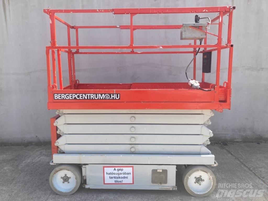 SkyJack SJ III 4632 Saksilavat