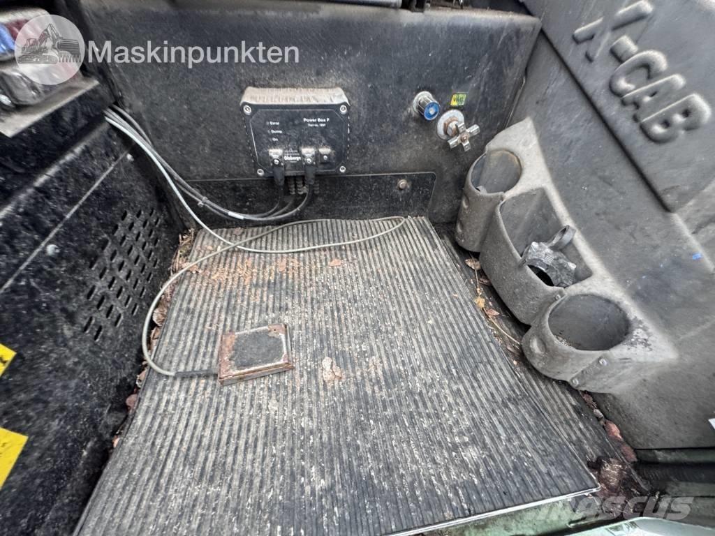 Jonsered J 1088 S Puutavaranosturit