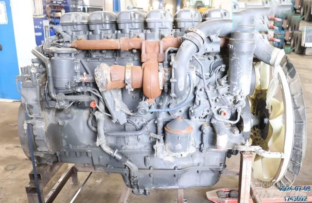 Scania P 360 Moottorit