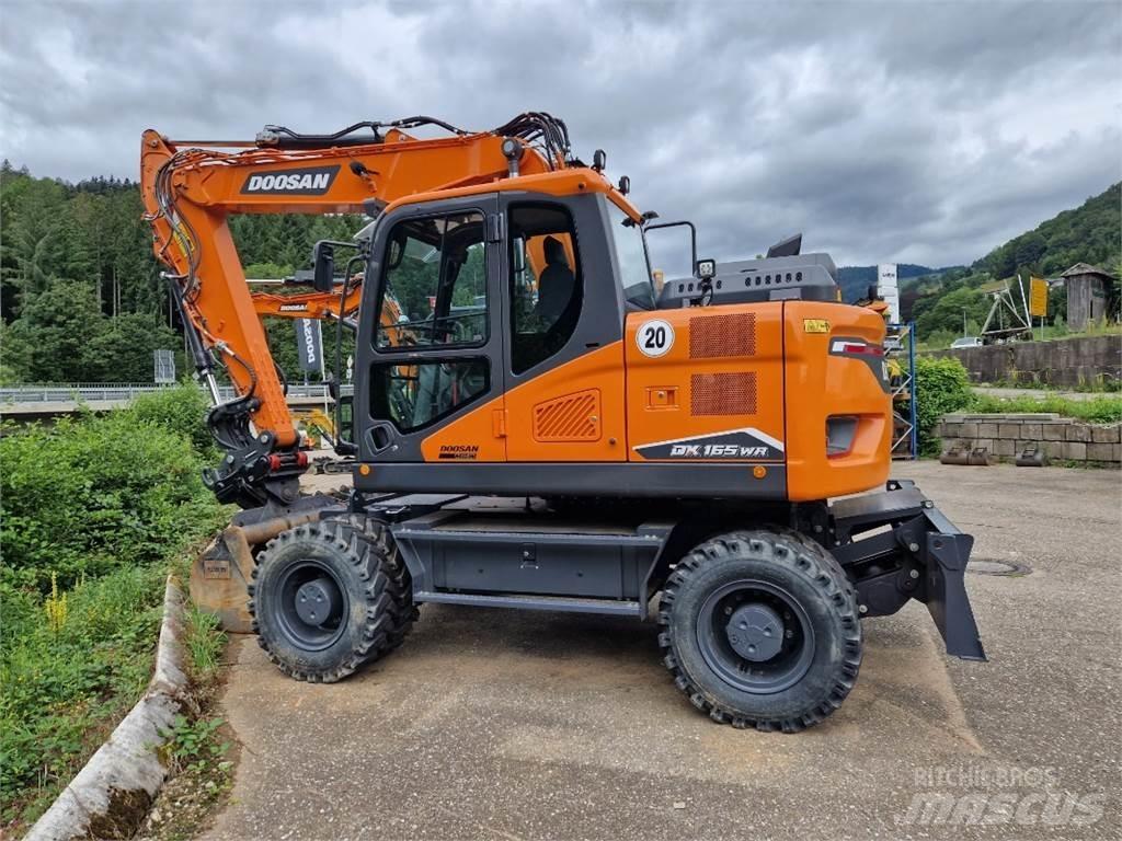 Doosan DX165WR-7 Pyöräkaivukoneet