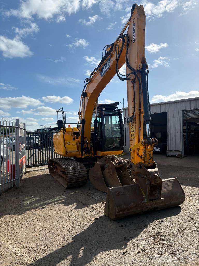 JCB JS 130 LC Telakaivukoneet
