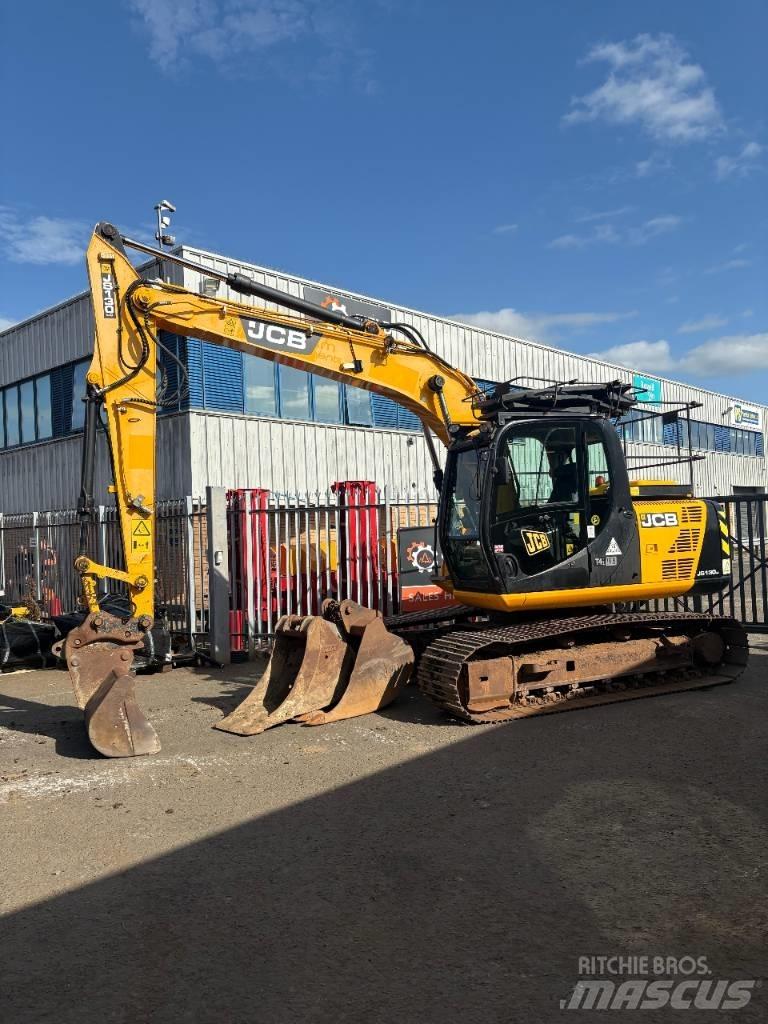 JCB JS 130 LC Telakaivukoneet