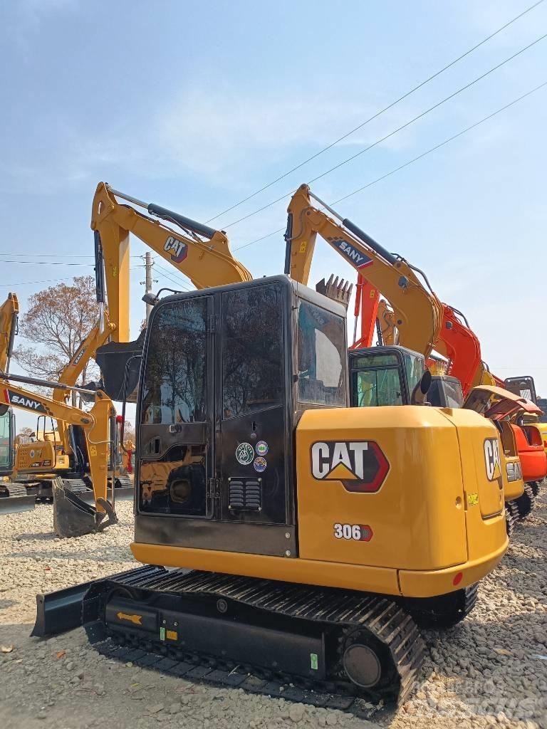 CAT 306 Minikaivukoneet < 7t
