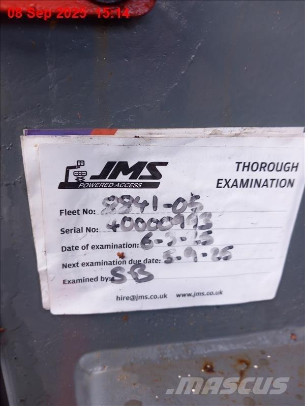 SkyJack SJ 8841 RT Saksilavat