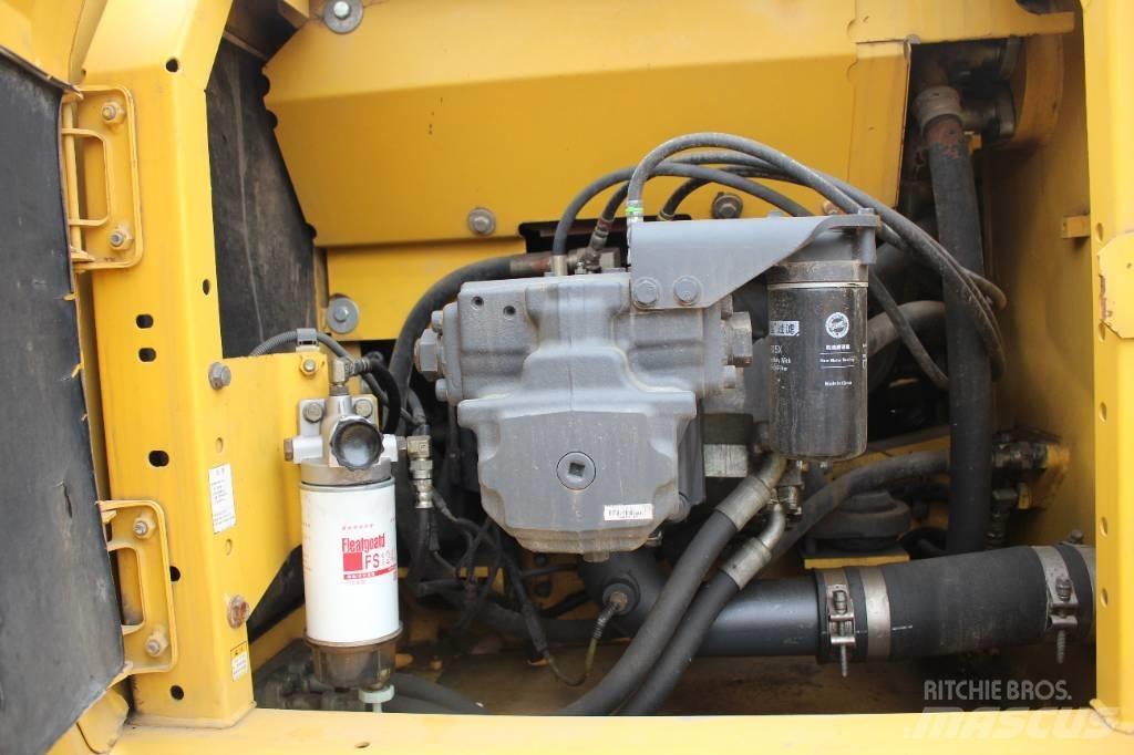 Komatsu PC 240 LC-8 Telakaivukoneet