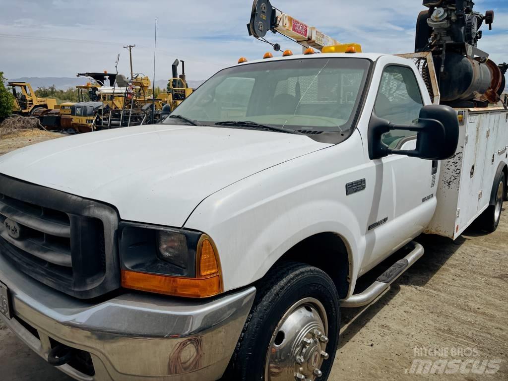 Ford F 550 SD Tienhoitoautot