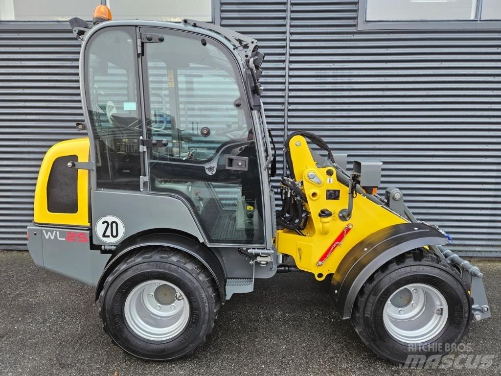Wacker Neuson WL 25 Pienkuormaajat