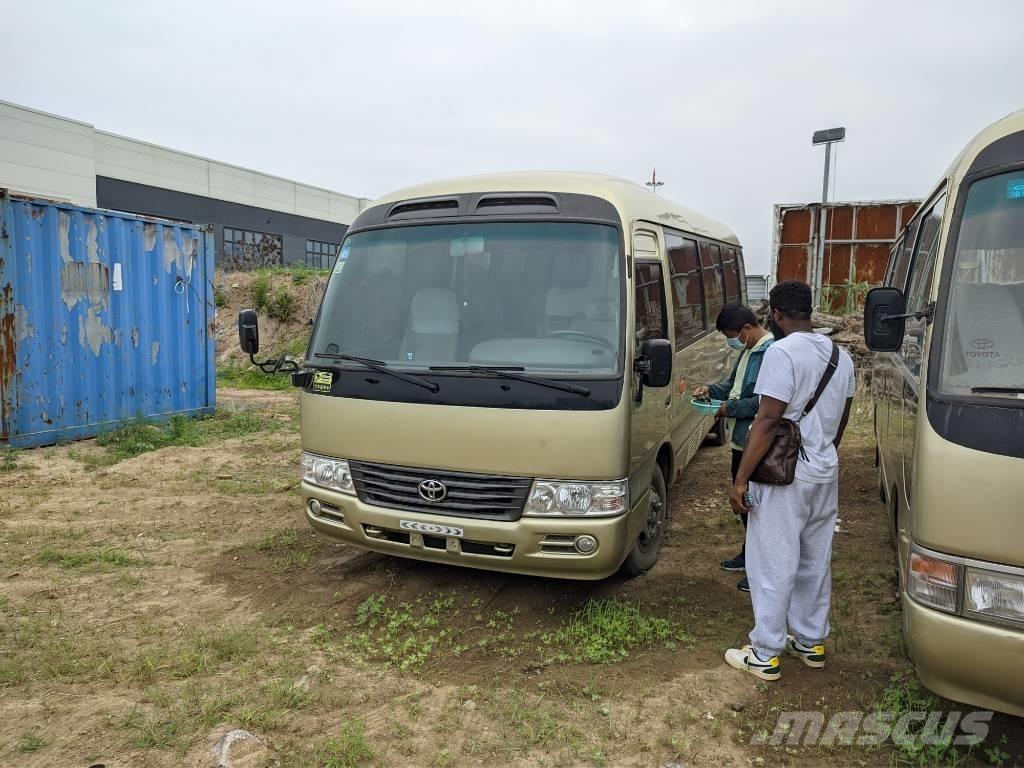 Toyota Coaster Bus Minibussit