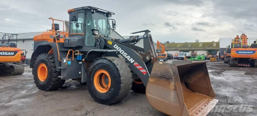 Doosan DL420-7 Pyöräkuormaajat