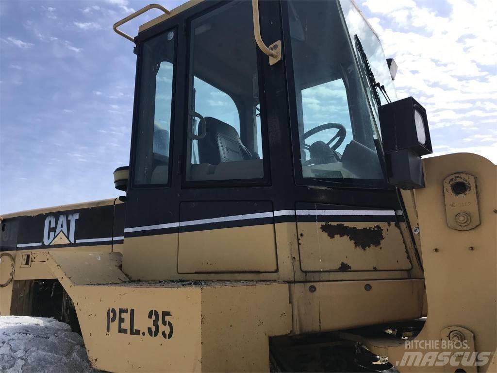 CAT 960 F Pyöräkuormaajat
