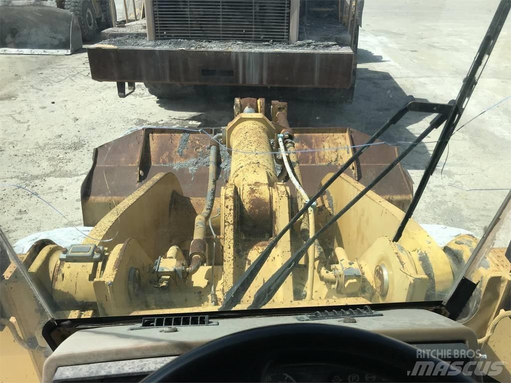 CAT 960 F Pyöräkuormaajat