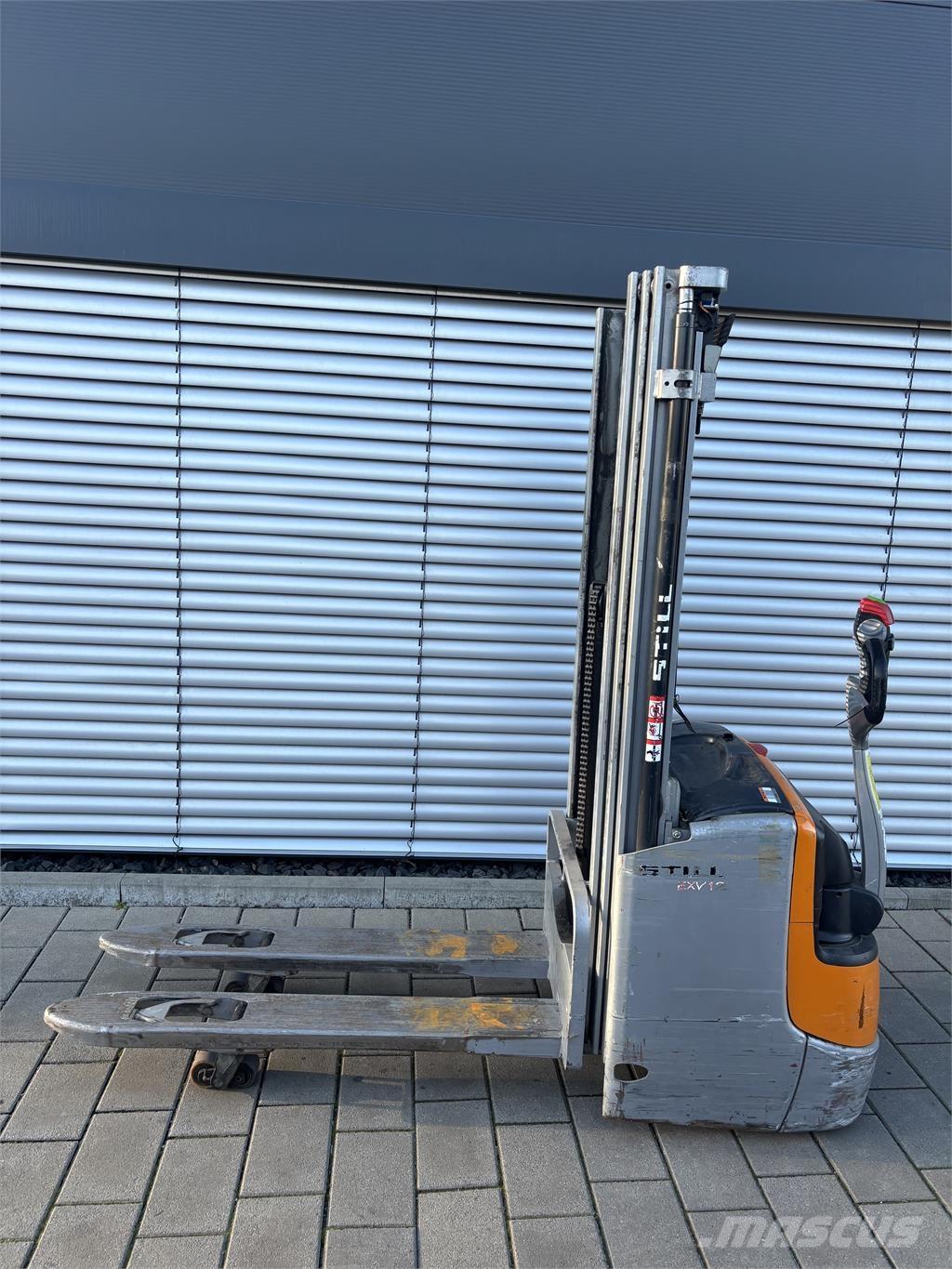 Still EXV 12i Ajettavat pinoamisvaunut
