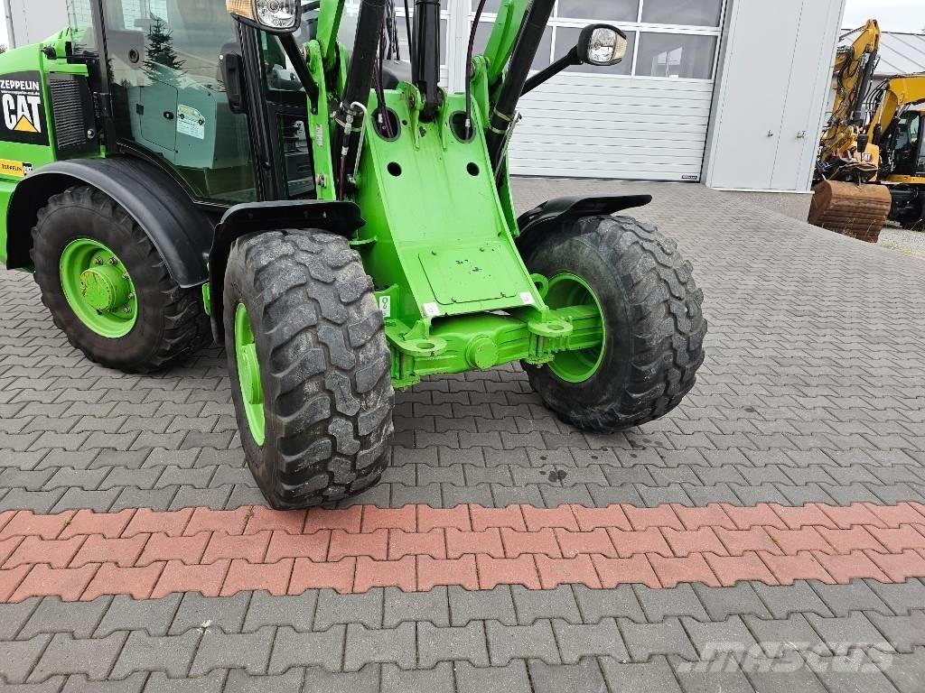 CAT 906 M Pyöräkuormaajat