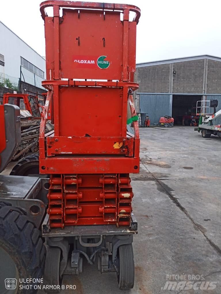 JLG 2630 ES Saksilavat