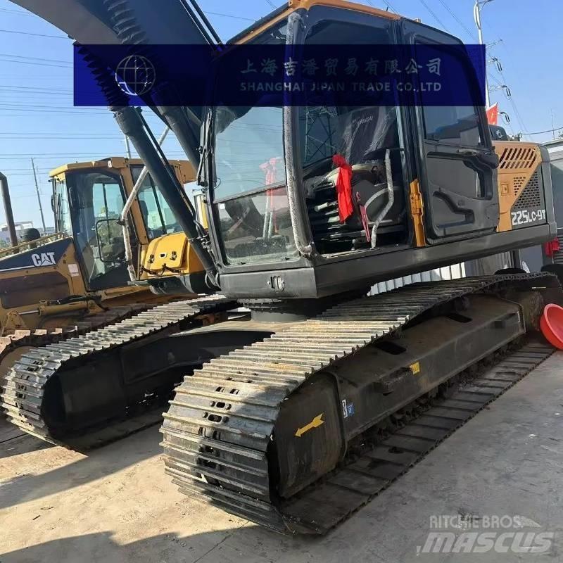 Hyundai R225 Telakaivukoneet
