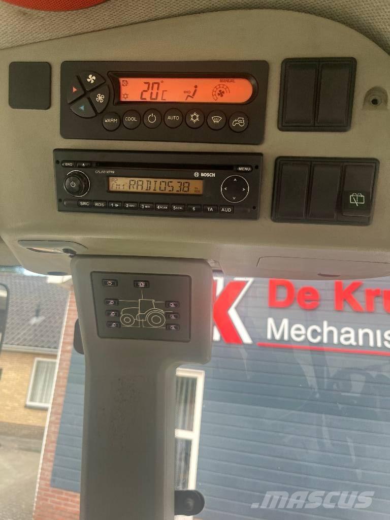 CLAAS Arion 640 Cis Traktorit