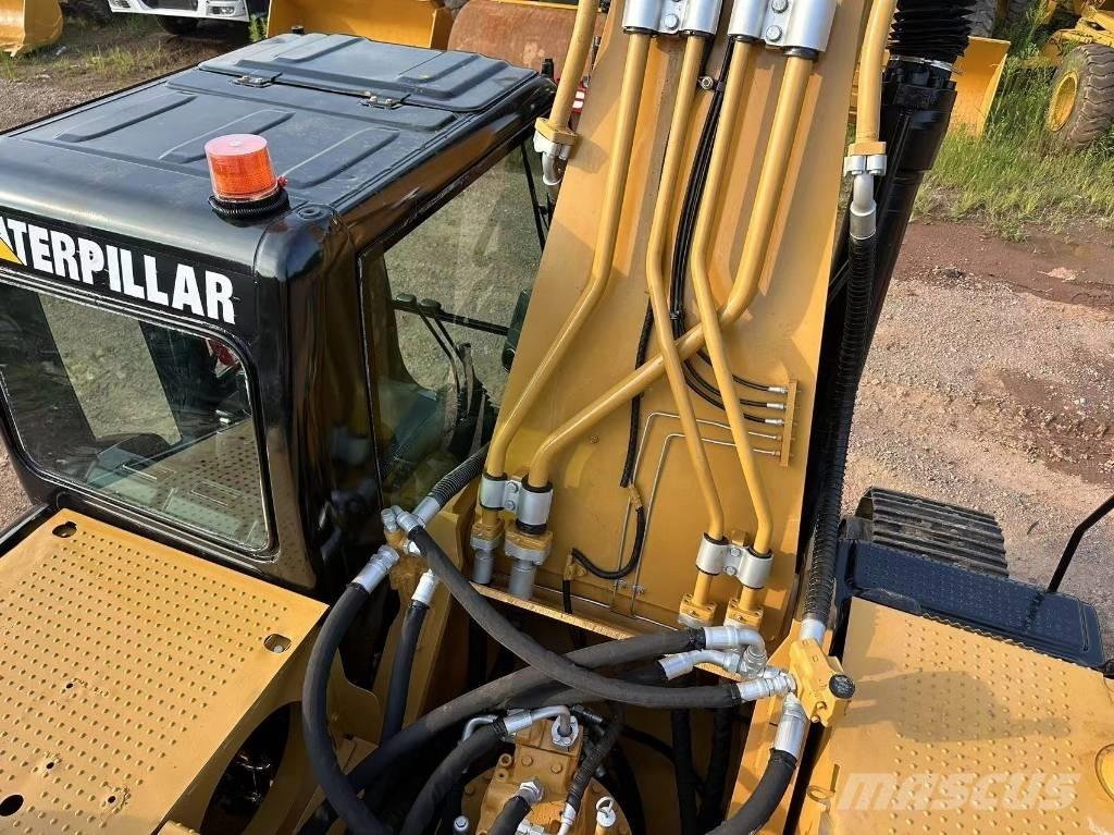 CAT 330D Telakaivukoneet