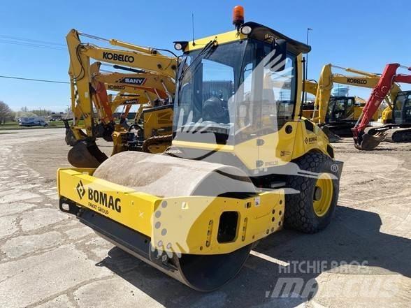 Bomag BW177D-5 Yksivalssijyrät