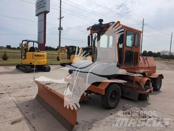 Broce RCT350 Lakaisukoneet