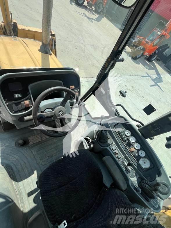 CAT 430D Kaivurikuormaajat