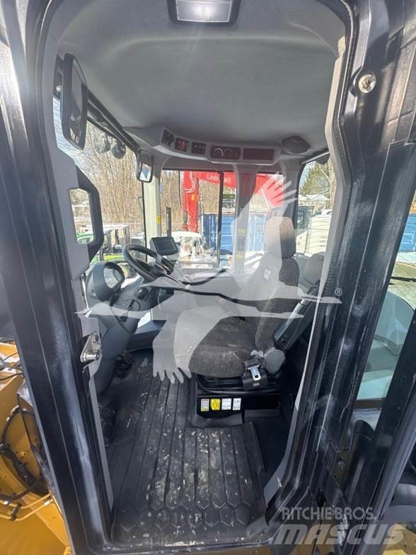 CAT 938M Pyöräkuormaajat