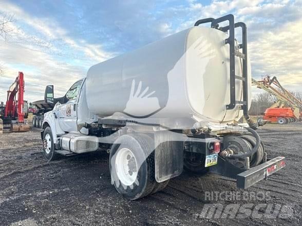 F & R F750 Puu puoliperävaunut