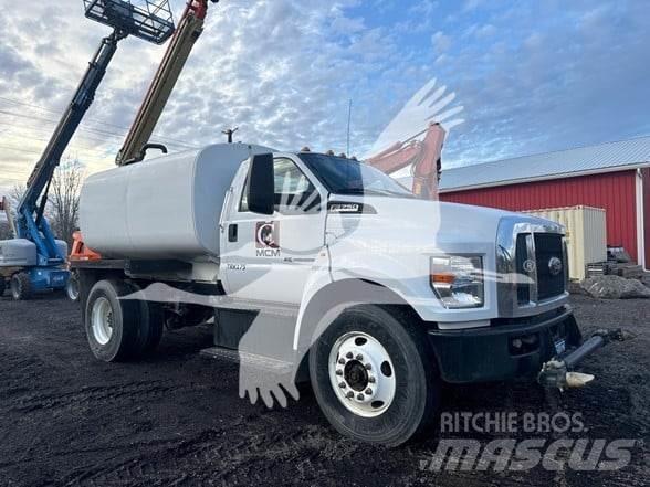 F & R F750 Puu puoliperävaunut