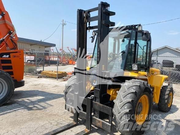 JCB 940 Maastotrukit