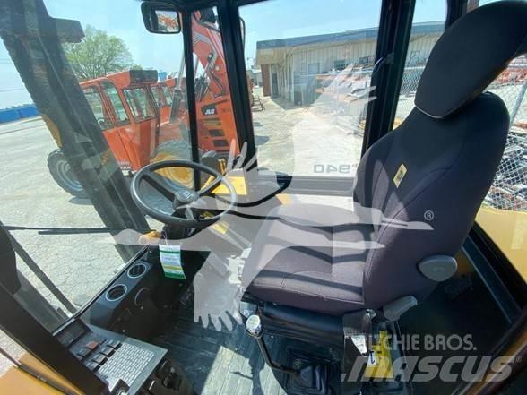 JCB 940 Maastotrukit