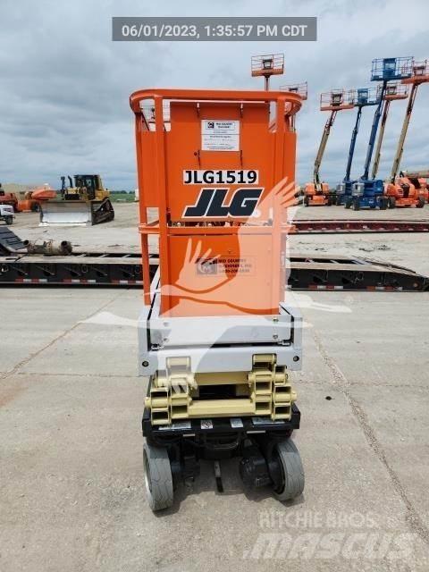 JLG 1930ES Saksilavat