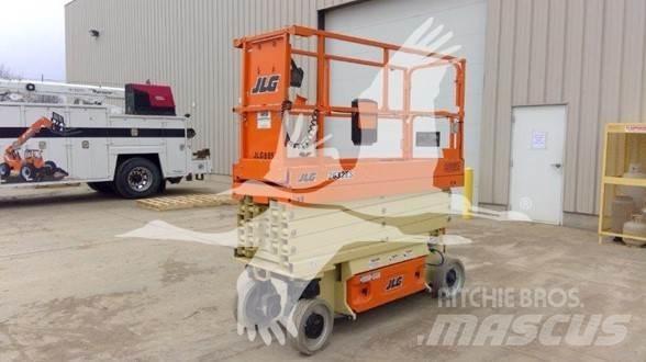 JLG 2632ES Saksilavat