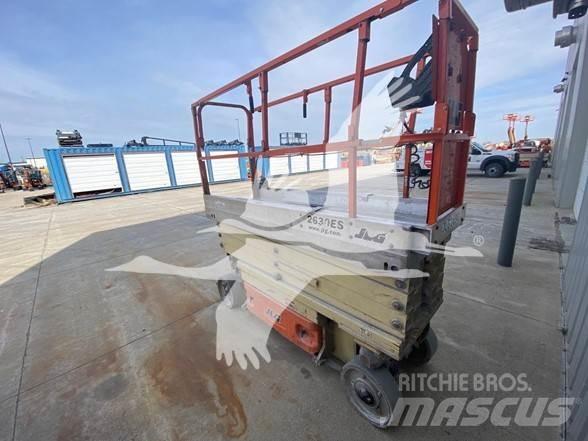 JLG 2632ES Saksilavat